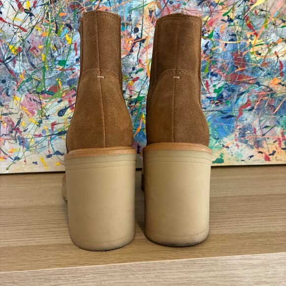 Caster H2O Waterproof Lug Sole Platform Bootie in Camel, 8.5 - Picture 4 of 7